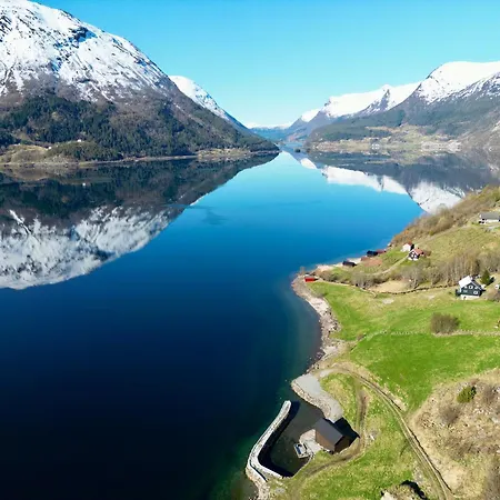 בית נופש Flo House *