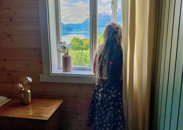 Flo House בית נופש *