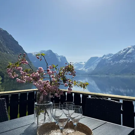 Flo House Feriehus *