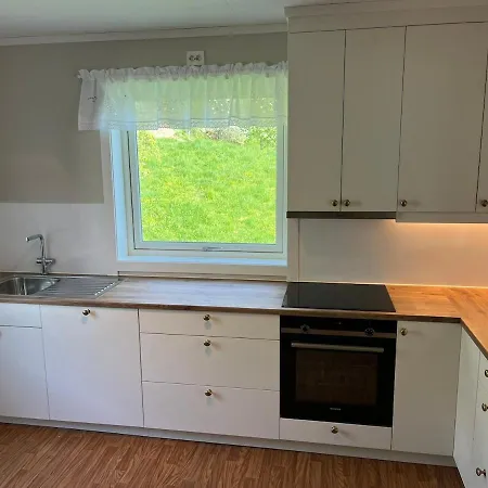 Flo House Feriehus *