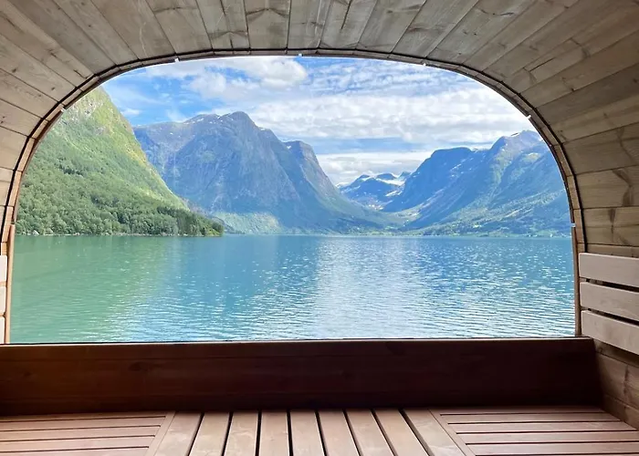 Flo House Feriehus Stryn