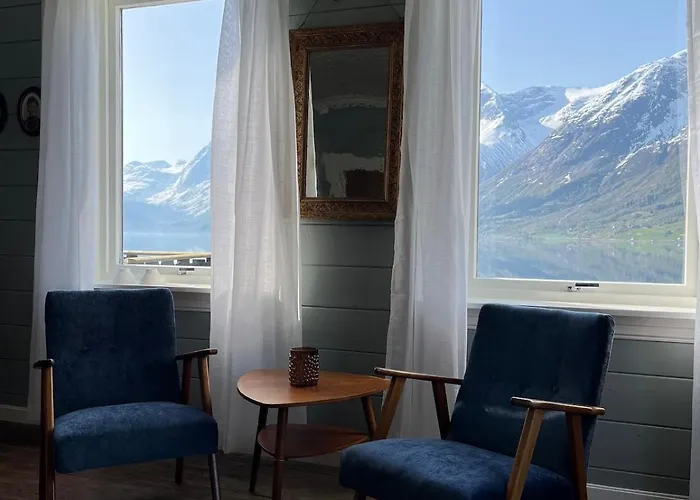 Feriehus Flo House Stryn